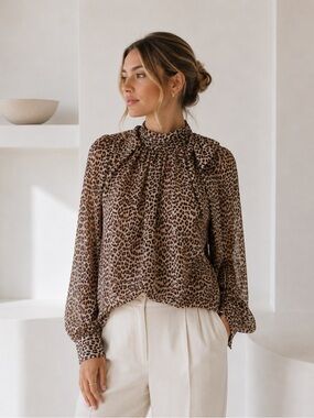 Ramy Brook sz S cheetah 🐆 print silk long sleeve blouse with tie at collar EUC